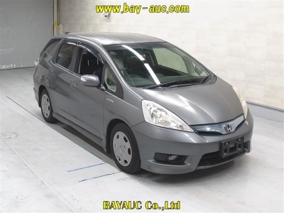 HONDA FIT SHUTTLE HYBRID