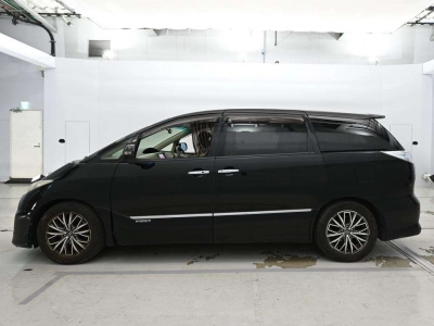 TOYOTA ESTIMA HYBRID