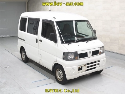NISSAN CLIPPER VAN