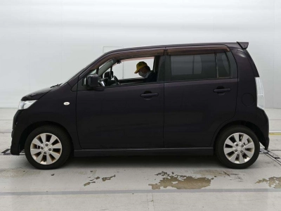 SUZUKI WAGON R STINGRAY