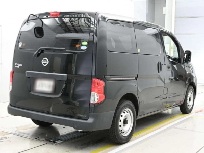 NISSAN NV200 VANETTE VAN