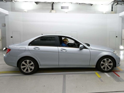 MERCEDES BENZ C CLASS