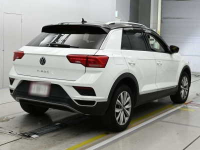 VOLKSWAGEN T-ROC