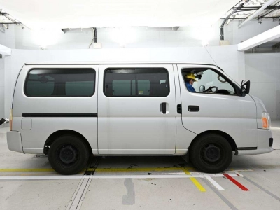 NISSAN CARAVAN