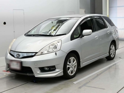 HONDA FIT SHUTTLE HYBRID