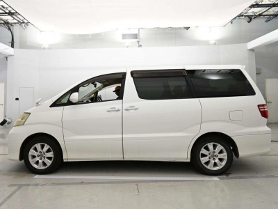TOYOTA ALPHARD V