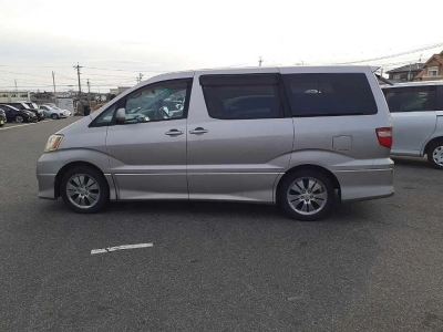 TOYOTA ALPHARD V