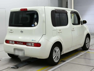 NISSAN CUBE