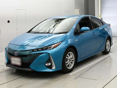 TOYOTA PRIUS PHV
