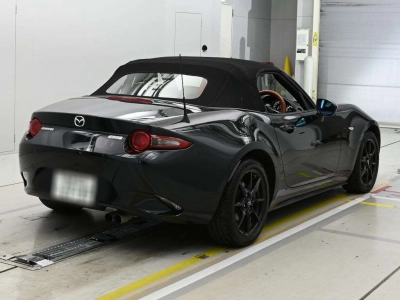 MAZDA ROADSTER