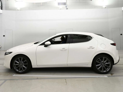 MAZDA MAZDA3 FASTBACK