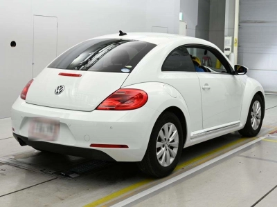 VOLKSWAGEN THE BEETLE