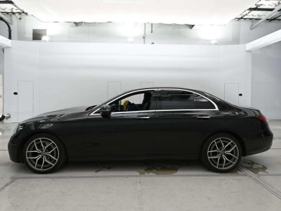 MERCEDES BENZ E CLASS