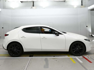 MAZDA MAZDA3 FASTBACK