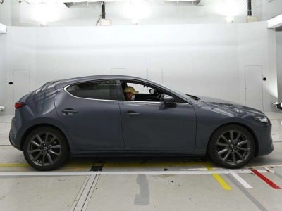 MAZDA MAZDA3 FASTBACK