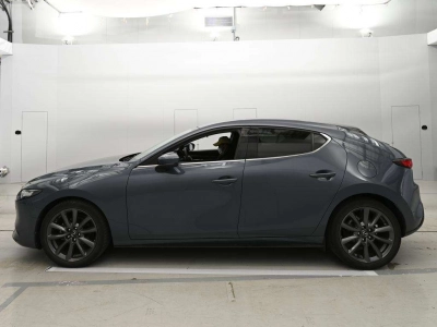 MAZDA MAZDA3 FASTBACK