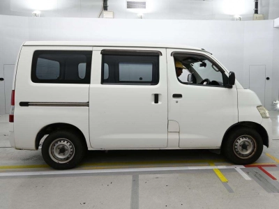 TOYOTA TOWN ACE VAN