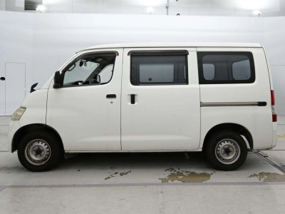 TOYOTA TOWN ACE VAN