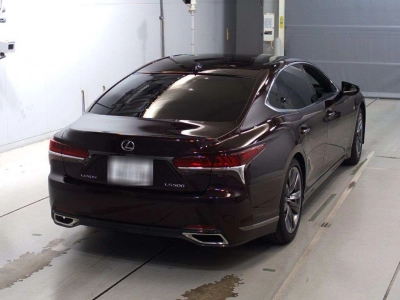 LEXUS LS