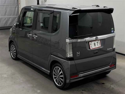 HONDA N BOX CUSTOM