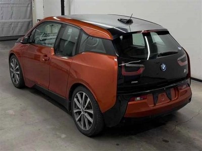 BMW I3