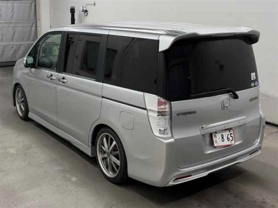 HONDA STEPWGN SPADA