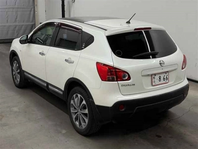 NISSAN DUALIS
