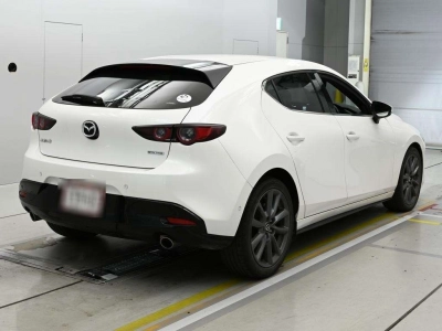 MAZDA MAZDA3 FASTBACK