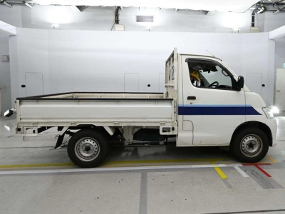 TOYOTA TOWN ACE TRUCK