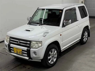 MITSUBISHI PAJERO MINI