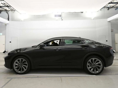 TOYOTA CROWN CROSSOVER