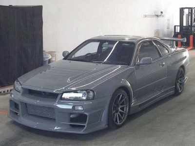 NISSAN SKYLINE