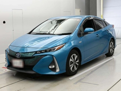 TOYOTA PRIUS PHV