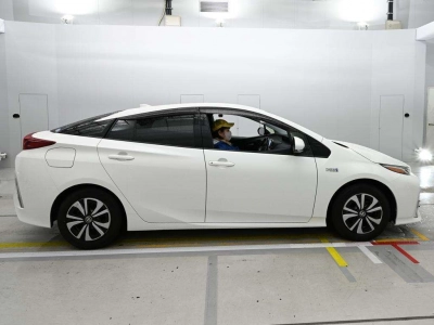 TOYOTA PRIUS PHV