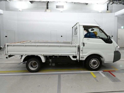 NISSAN VANETTE TRUCK