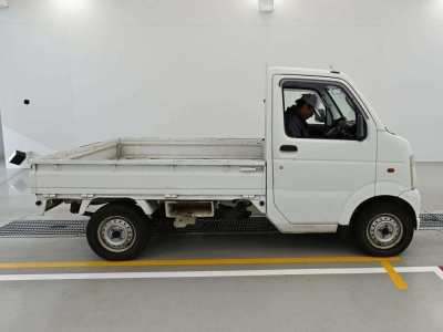 SUZUKI CARRY TRUCK