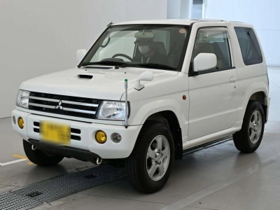 MITSUBISHI PAJERO MINI