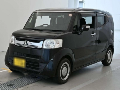 HONDA N-BOX SLASH