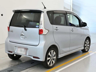 MITSUBISHI EK CUSTOM