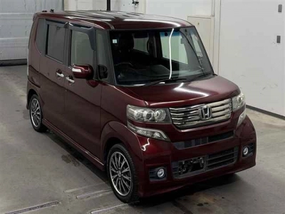 HONDA N BOX CUSTOM