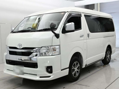 TOYOTA HIACE WAGON