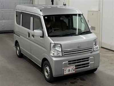 NISSAN NV100 CLIPPER