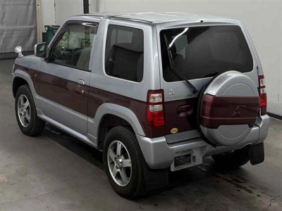 MITSUBISHI PAJERO MINI