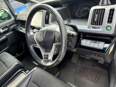 HONDA STEPWGN SPADA
