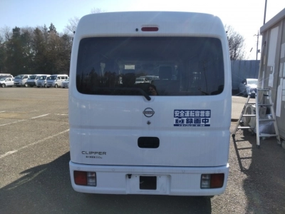 NISSAN CLIPPER