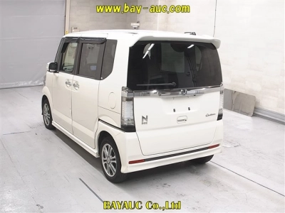 HONDA N BOX CUSTOM