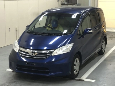 HONDA FREED SPIKE