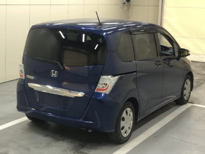HONDA FREED SPIKE