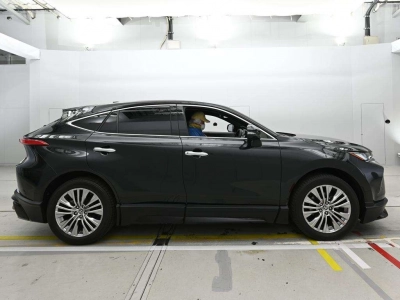 TOYOTA HARRIER HYBRID