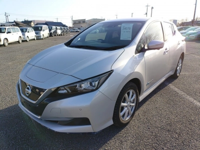 NISSAN LEAF